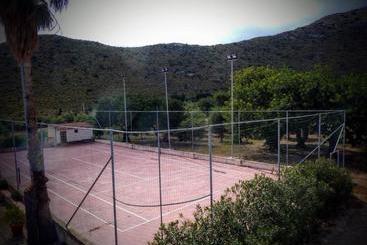 هتل Agriturismo Timpa Del Sole