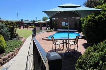 모텔 Stannum Lodge Motor Inn