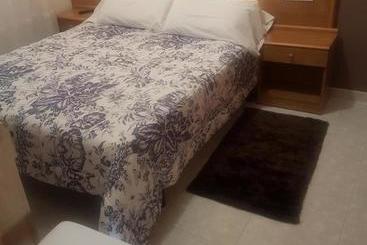 پانسیون Hostal Xaraiba