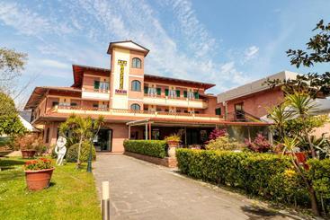 בית מלון כפרי Zeno