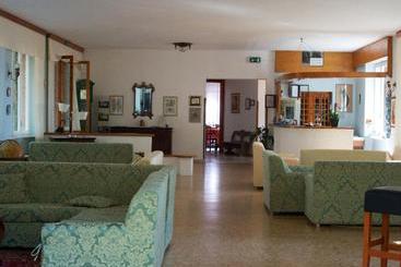 هتل Villa Nettuno