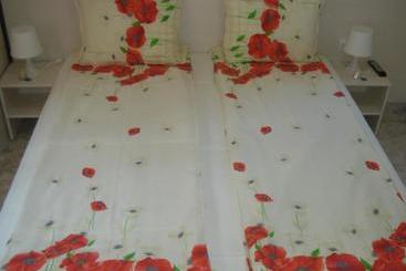 پانسیون Kupenova Guest House