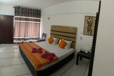 هتل 360 Beach Residence