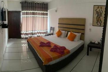 هتل 360 Beach Residence