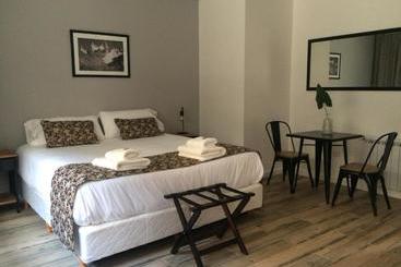 Апарт-отель Senderos Aparts & Suites
