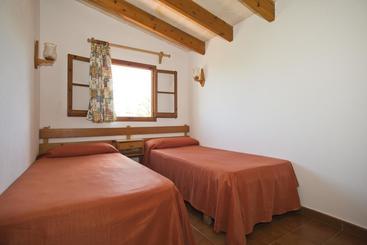 Apartamentos Sa Caleta
