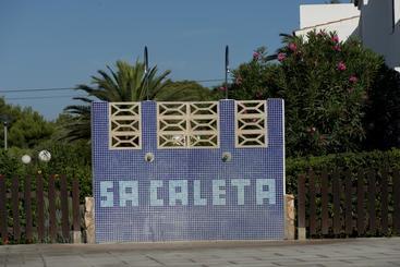 Apartamentos Sa Caleta