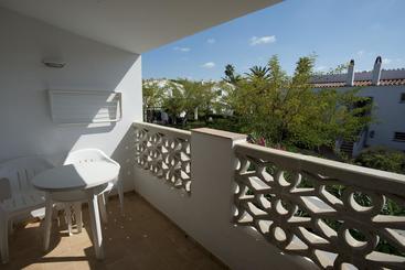Apartamentos Sa Caleta