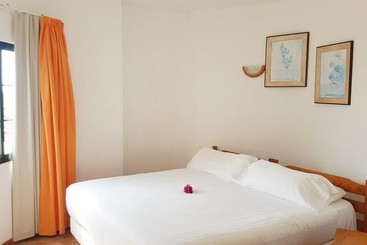 Club Las Colinas Apartamentos