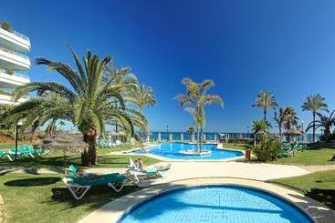 Coral Beach Apart