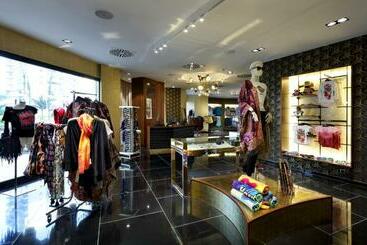 Hard Rock Hotel Tenerife