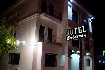 酒店 Calderon
