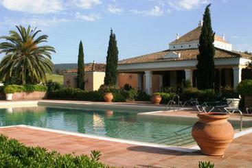 هتل Finca Monasterio