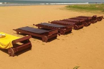 هتل Green Shadows Beach