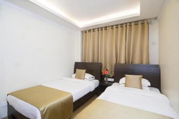 هتل Sherepunjab & Spa
