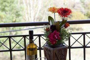 בית מלון כפרי Kaloneri Rooms