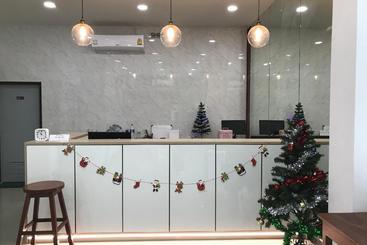 هتل Klongyai Center