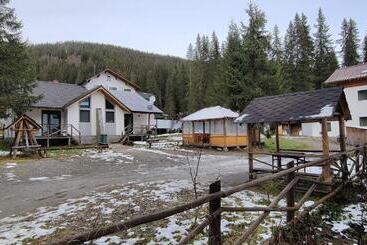 بنسيون Complex Transalpina Lac