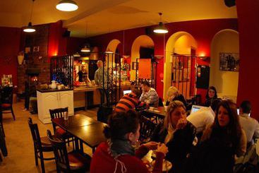 Avalon House Hostel