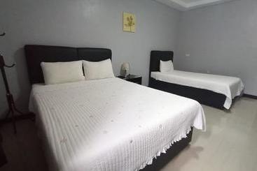 בית מלון כפרי Seuta Star