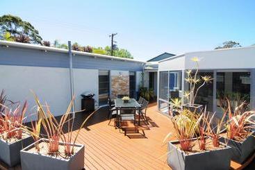 تختخواب و صبحانه Ceespray   Accommodation In Huskisson   Jervis Bay