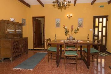 Casa De Vacaciones En El Zumacal