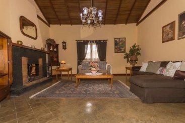 Casa De Vacaciones En El Zumacal