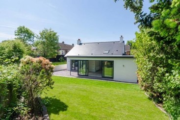 Malone Premium Cottage City Centre Access