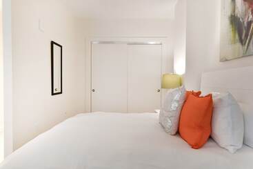 Апарт-отель Global Luxury Suites Downtown Boston