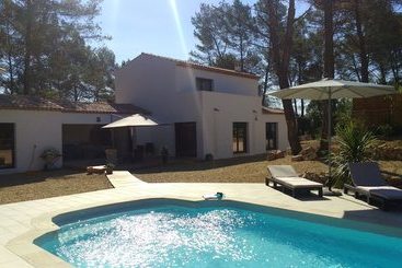 La Maison Des Bois