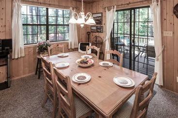 123 Rising Hill  Two Bedroom Cabin