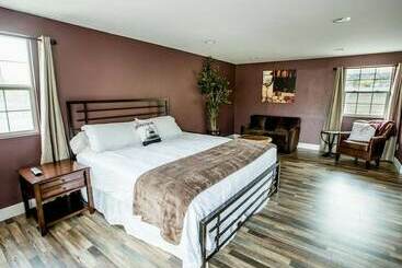 קוטג'' Wine Suite At Rellik House. Winery & Alpaca Farm