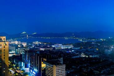 هتل Glive Hangzhou