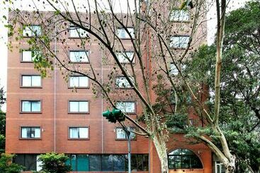 هتل Green Garden Apartmentsa