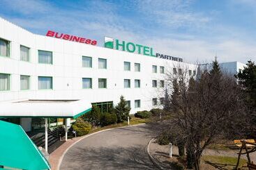 هتل Partner