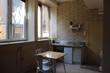 تختخواب و صبحانه Le Petit Beurre   Studio En Hypercentre De Beaune