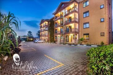 هتل Rehoboth & Apartments