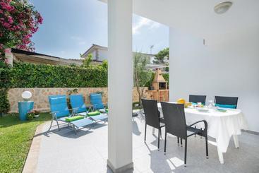هتل Villa Isabel