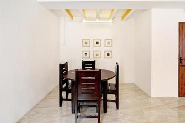 پانسیون Vibrant 1bhk Near Ig Square, Pondicherry