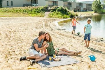 استراحتگاه Landal Domein De Schatberg