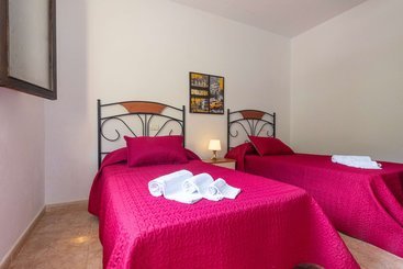 Casita De Campo Cerca De Risco Caído