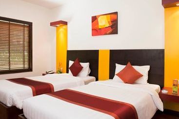 All Seasons Naiharn Phuket Hotel