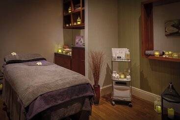 Cambridge Belfry Hotel & Spa