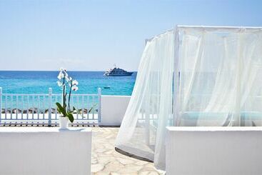 Mykonos Palace Beach Hotel