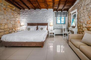 בית מלון כפרי Petrino Eco Village