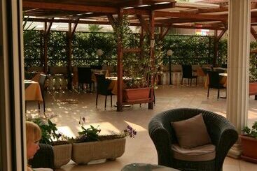 Hotel Royal