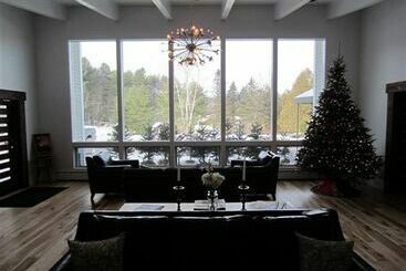 هتل Mountain Road Resort At Stowe