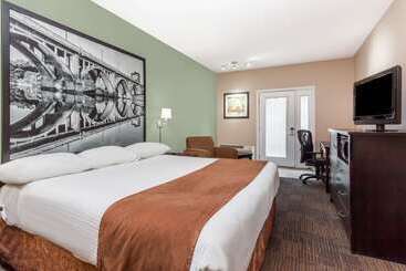 مُتل Super 8 By Wyndham Saskatoon Near Saskatoon Airport
