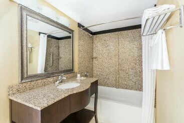 Motel Super 8 By Wyndham Phoenix Downtown