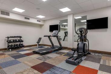 هتل Comfort Suites Daytona Beach Speedway